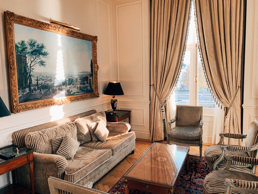 How to Choose the Perfect Curtain Color for Your Space