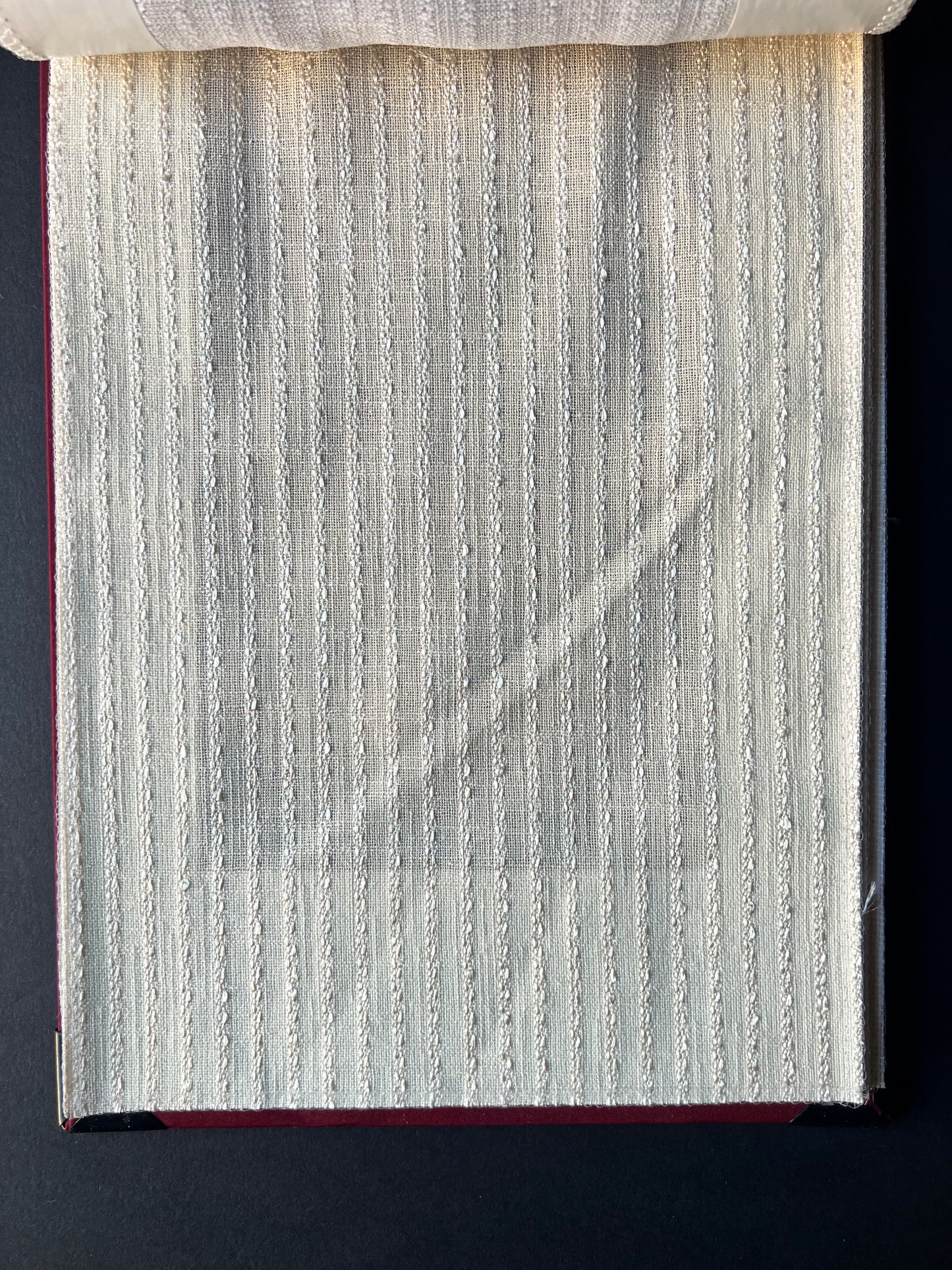 BB10 SHEER- Woven Stripes, Cream