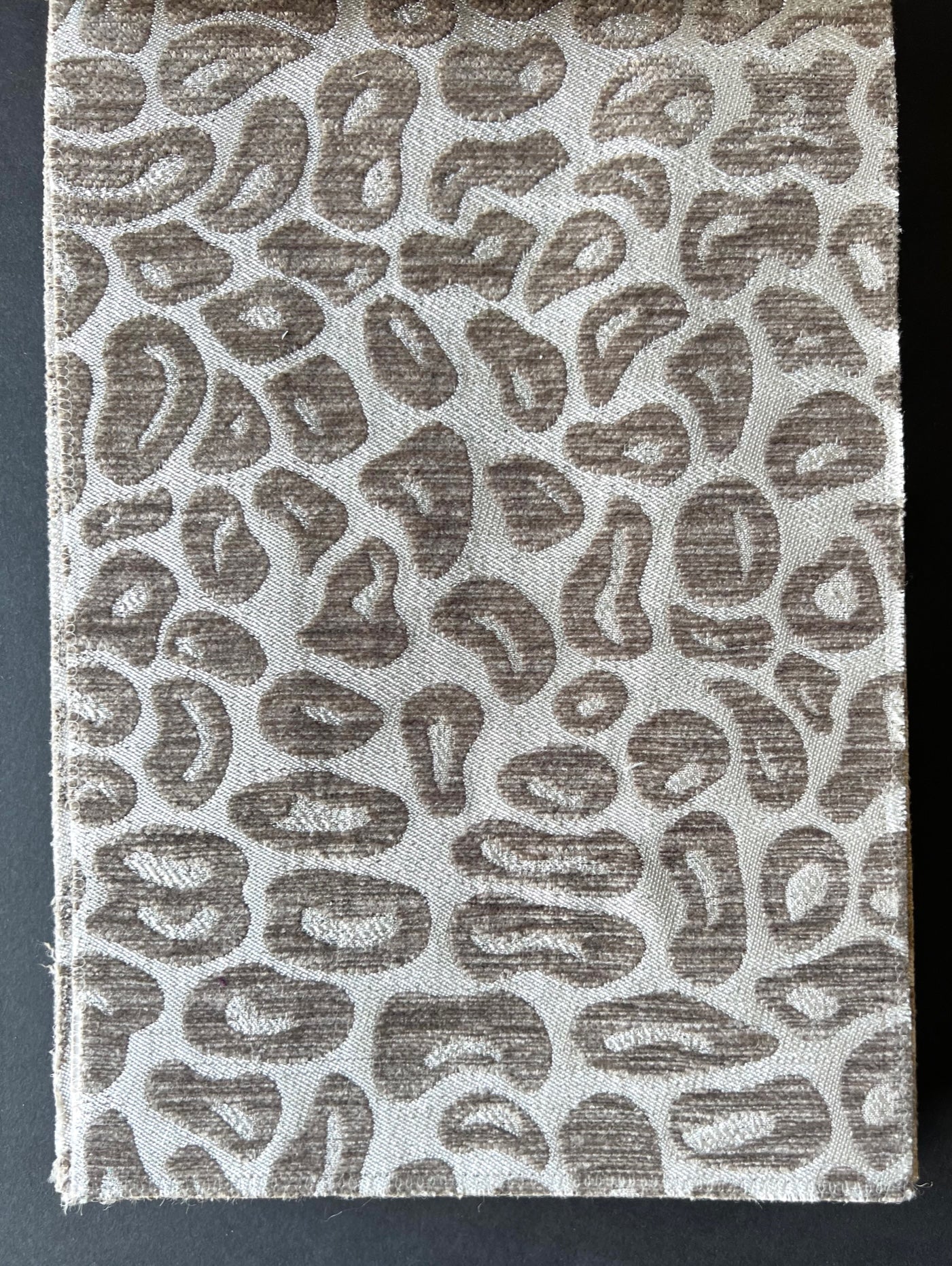 Banaras 6 - Textured Pattern Heavy