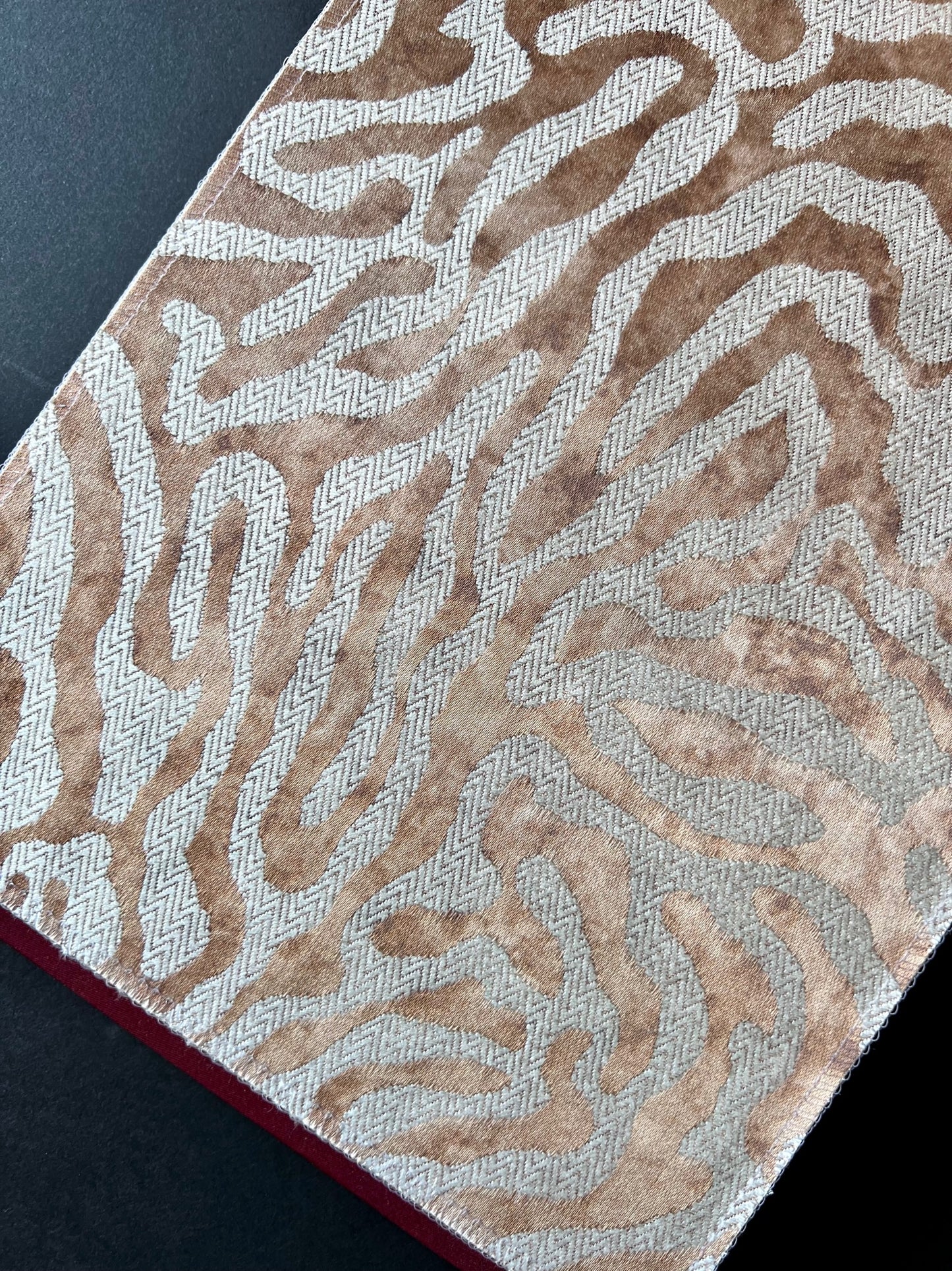 HB3 - Textured Pattern Light 7