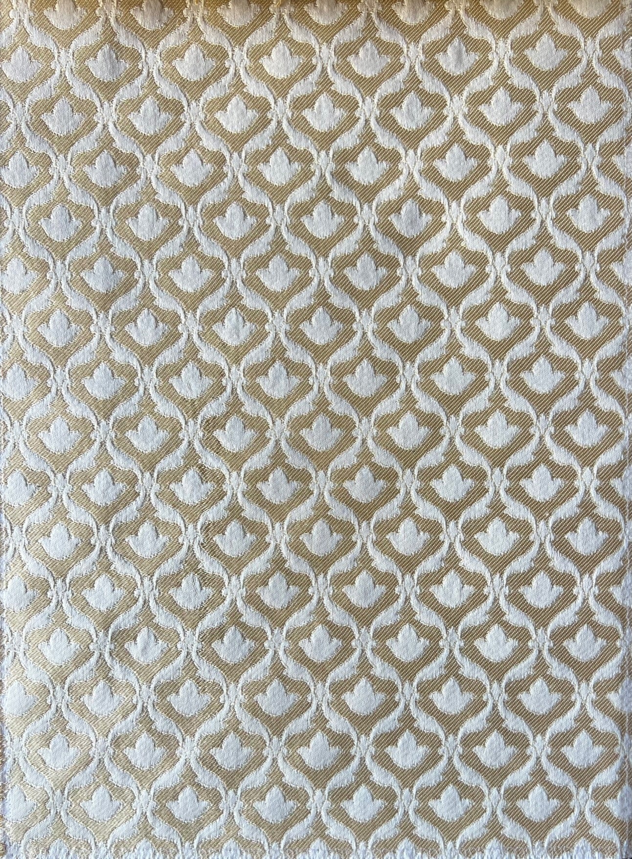 HB3 - Textured Pattern Light 14