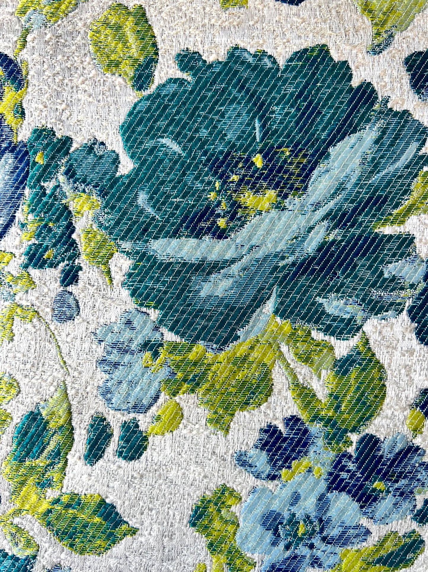 HB5-2 Textured Pattern Medium