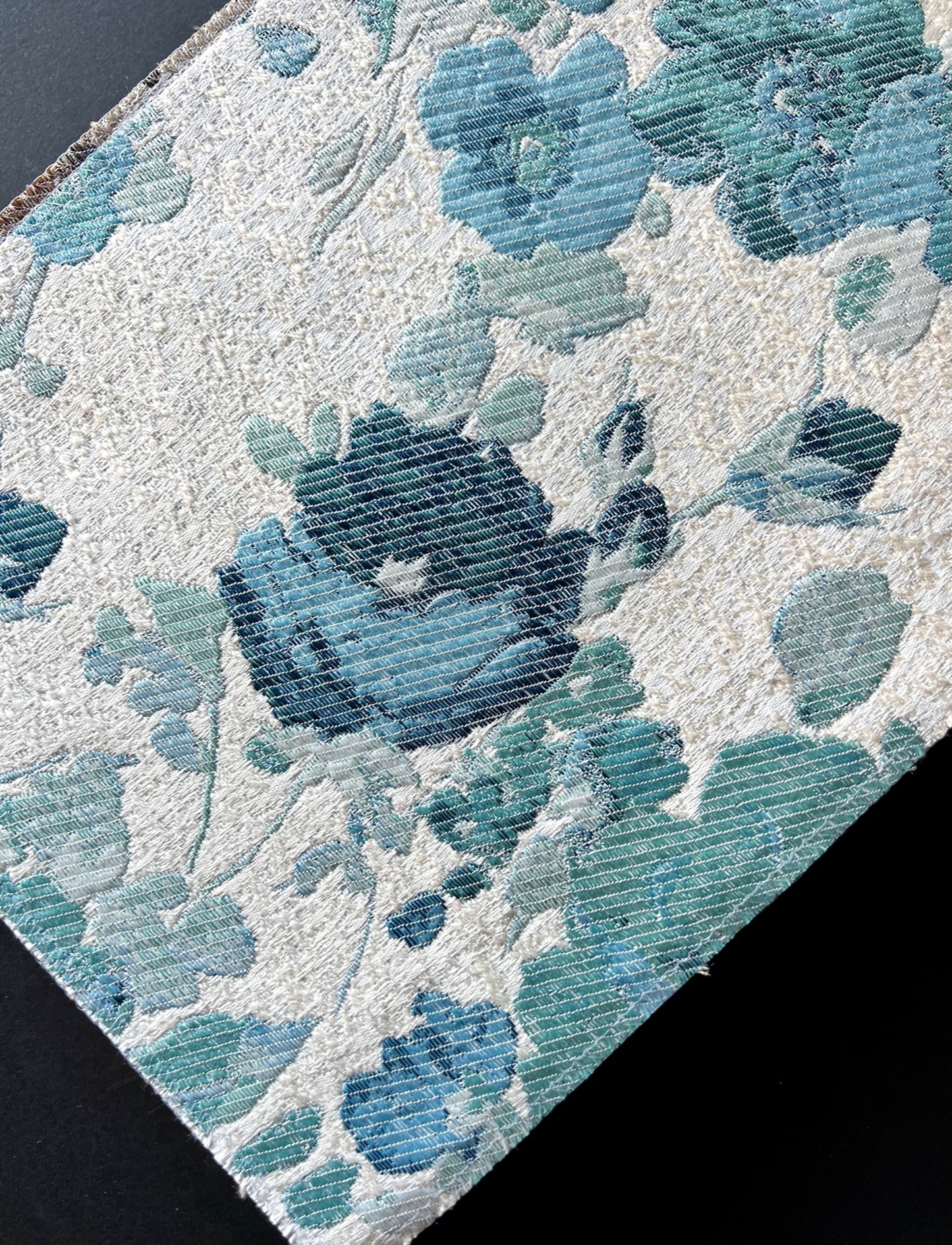 HB5-3 Textured Pattern Medium