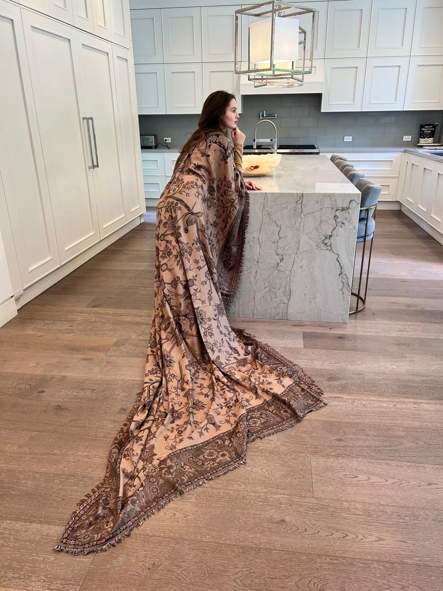 JULIET REVERSIBLE THROW - BROWN & BEIGE