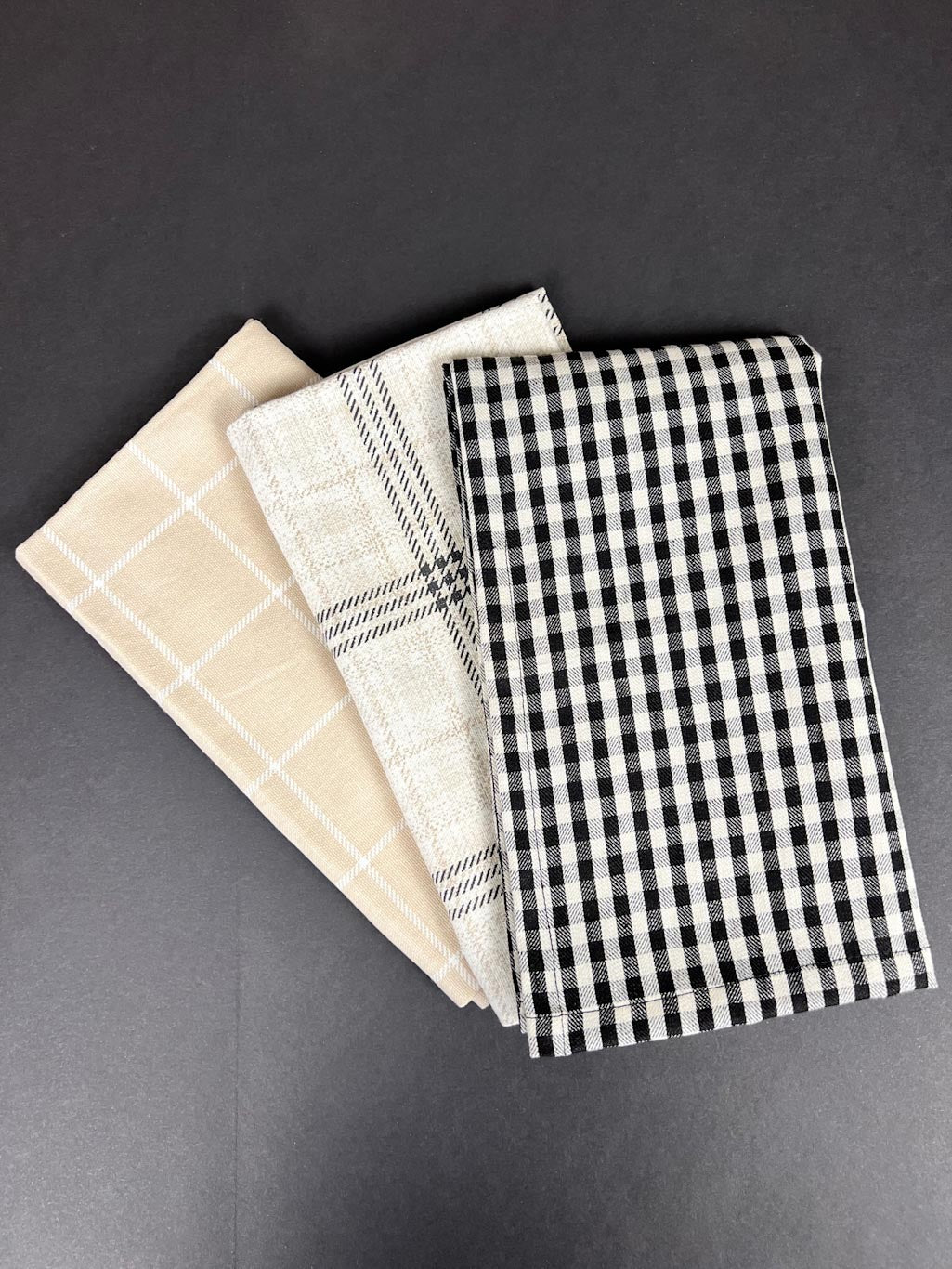 Dinner Napkin 20x20 inches-Black & White