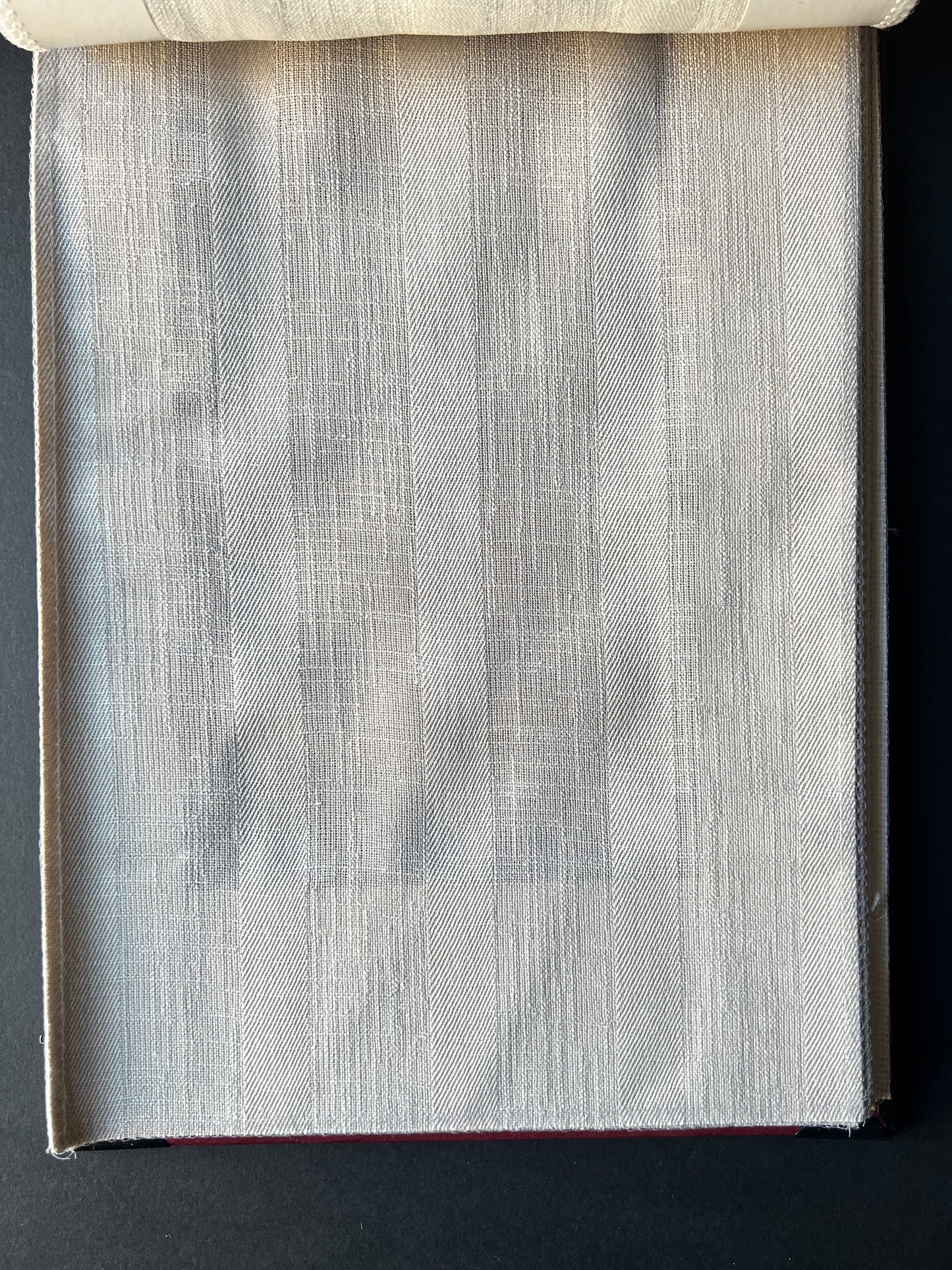 BB10 SHEER- Stripes, Beige